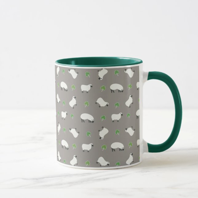 Taza Modelo irlandés del trébol y de las ovejas (Derecha)