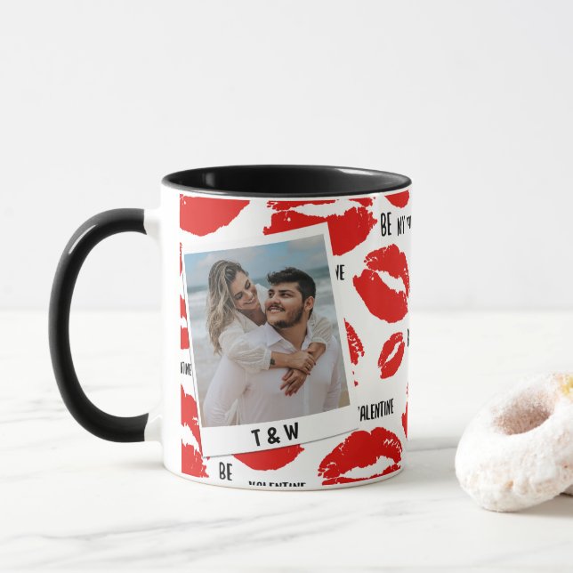Taza Modern Be My Valentines Lips Couple Photo Initial  (Con donut)