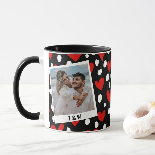 Taza Modern Black Red and White Heart Couple Photo (Con donut)