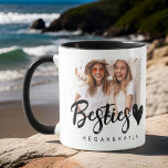 Taza Modern Grunge Heart Best Friends BFF Foto<br><div class="desc">El diseño se compone de tipografía divertida y lúdica con fuentes sans serif y serif. Añadir una foto personalizado.</div>