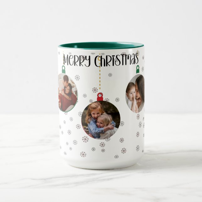 Taza Modern Merry Christmas Red Ornament Holiday Photo  (Centro)