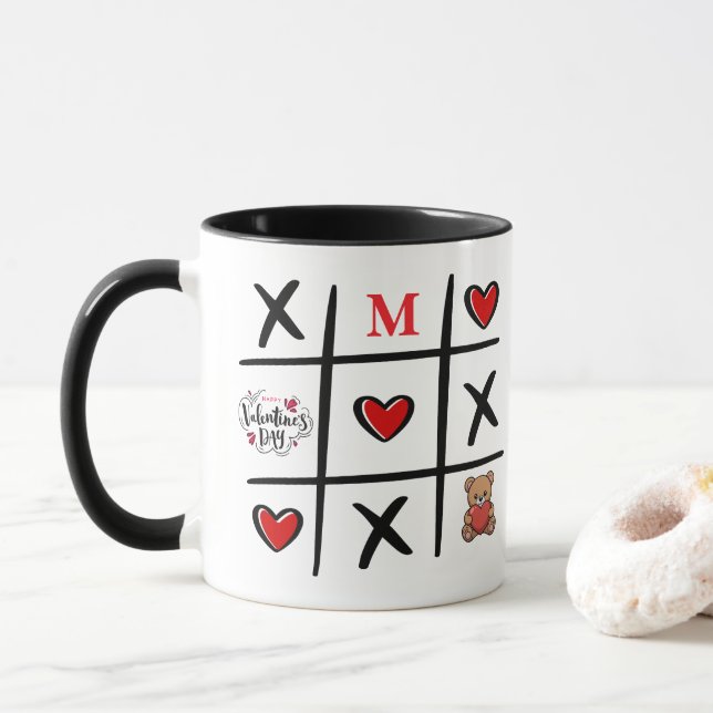 Taza Modern Tic Tac Toe Valentines Day Initial (Con donut)