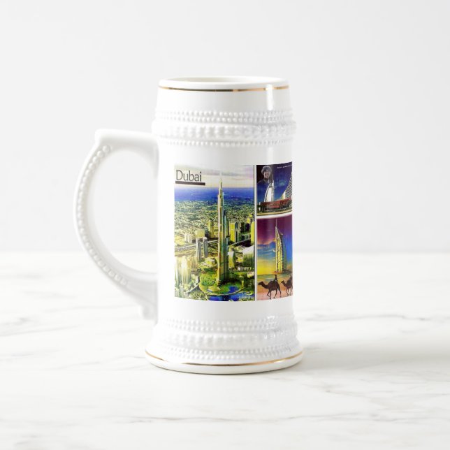 TAZA MOJISOLA DE DUBAI UNA FOTOGRAFÍA DE GBADAMOSI (Izquierda)
