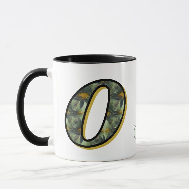 Taza Monogram Initial O Daisies Floral Art Personalized (Izquierda)