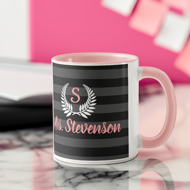 Taza Monograma de Laurel Negro personalizado (custom personalized teacher appreciation mug gift)