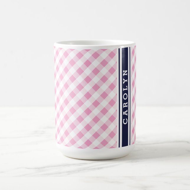 Taza monograma de patrón de gingham de la marina rosa p (Centro)