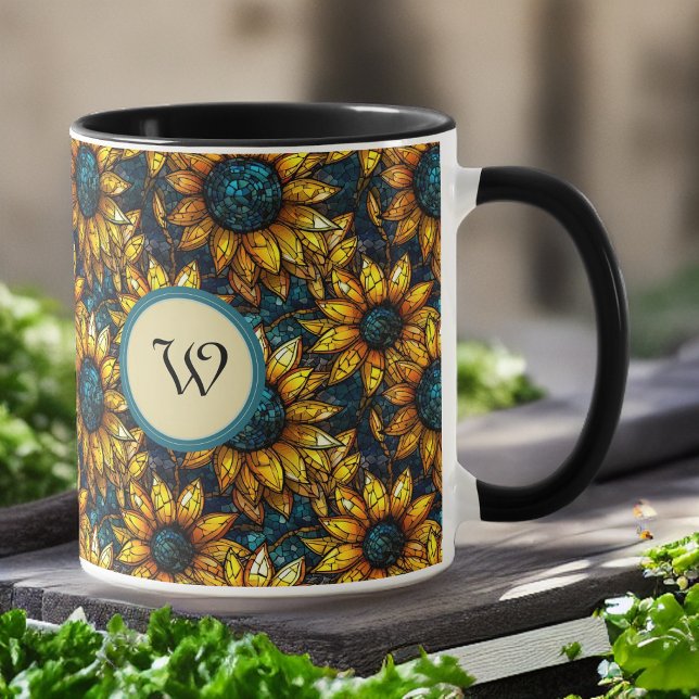 Taza Monograma de vidrio manchado de girasol dorado y V (Subido por el creador)