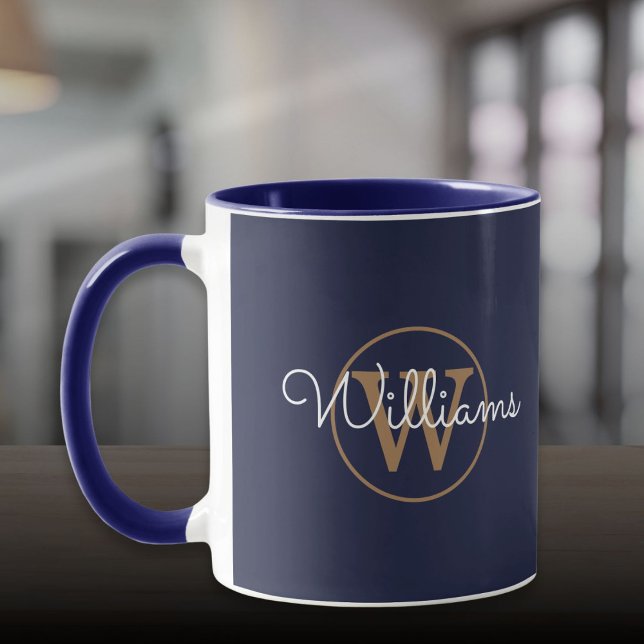 Taza Monograma dorado Nombre de guión Navy Azul (Gold Monogram Script Name Navy Blue Mug)
