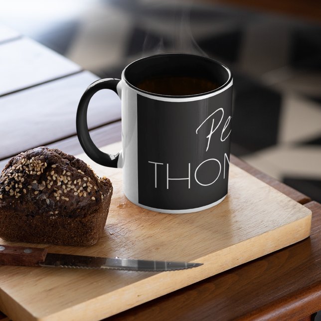 Taza Monograma masculino negro (Subido por el creador)