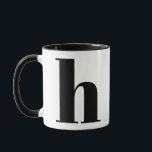 Taza Monograma moderno Letra inicial h Negro y Blanco<br><div class="desc">Monograma h moderno lindo en blanco y negro. Si su carta preferida no funciona en esta taza,  por favor vea la colección de mug de monograma para la carta que desea o contacte conmigo.</div>