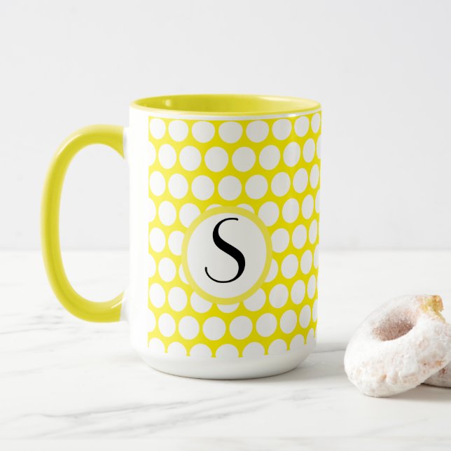 Taza Monograma puntos iniciales de polka blanca amarill (Con donut)