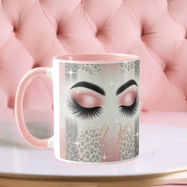 Taza Monograma Purpurina rosa Eyelashes ( Luxe sparkle mug with glam pink glitter lashes — perfect birthday or beauty gift)