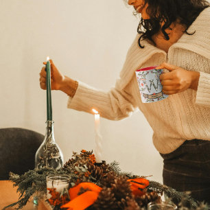 Taza Monograma "W" de Navidades retro curados con nombr