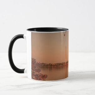 Taza Monumento de Washington Sakura en la puesta del