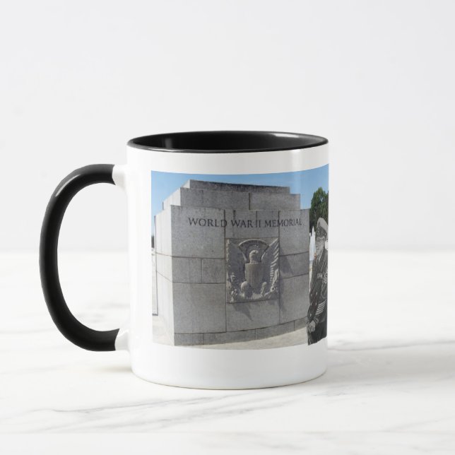 Taza Monumento de WWII (Izquierda)