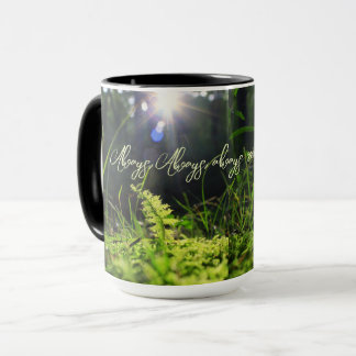 Taza Moss bajo la luz del sol