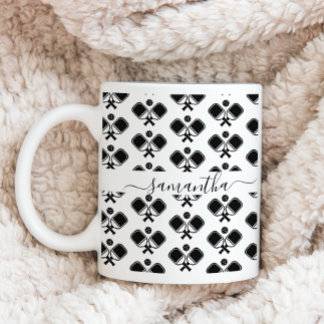 Taza Motismo blanco y negro de pelota de baloncesto
