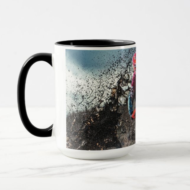 Taza Motociclista sucio tirando almohada (Izquierda)