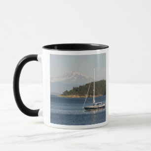 Taza Mount Baker domina el paisaje