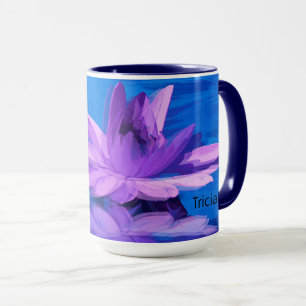 Taza Mug con Lirio de Agua Púrpura en Azul