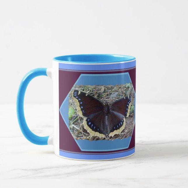 Taza Mug de mariposa de capa de luto (Izquierda)