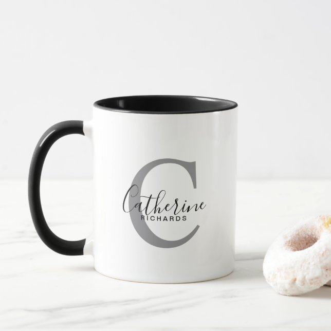 Taza Mug de monograma gris personalizado moderno (Con donut)