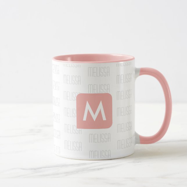 Taza Mug de monograma rosa femenino para ella (Derecha)