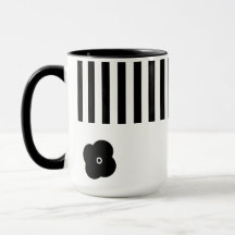 Mug foral mínima en blanco y negro