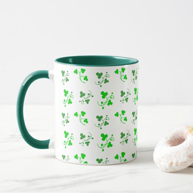 Taza Mugre de patrón de Shamrock blanco verde (Con donut)