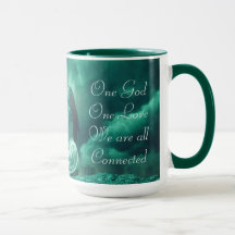 Mujer mítica envía oraciones al universo
