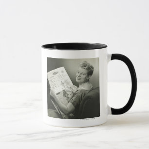 Taza Mujer que se sienta en silla