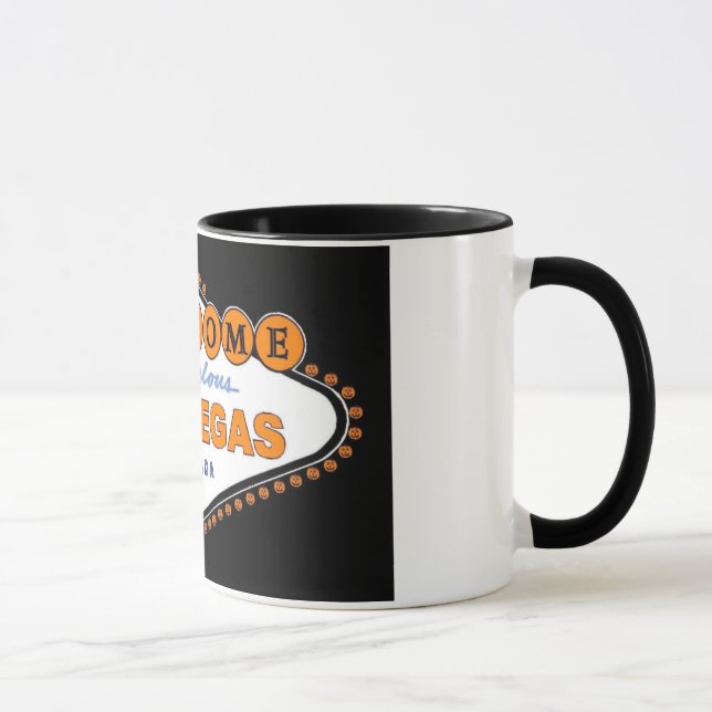 Taza Muñeca de Ringer Halloween de Las Vegas con calaba (Derecha)