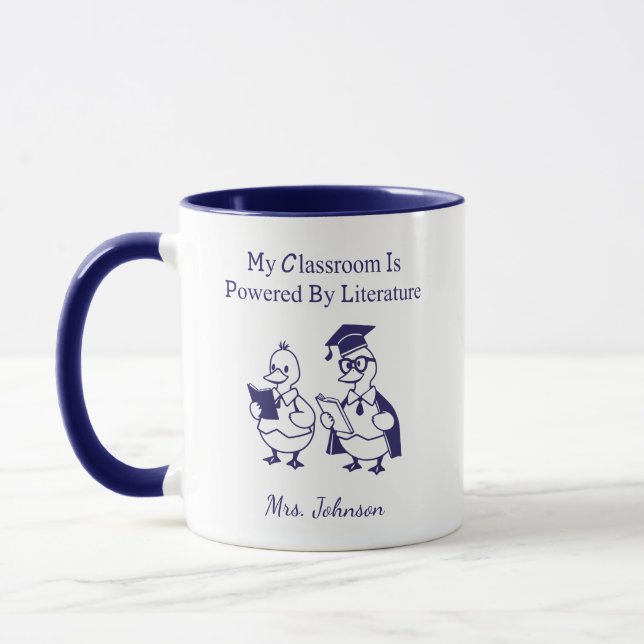 Taza My Classroom Powered By Literature Teacher Design (Izquierda)