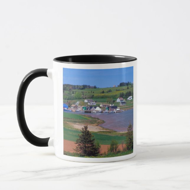 Taza N.A. Canadá, Isla Príncipe Eduardo. Los barcos son (Izquierda)