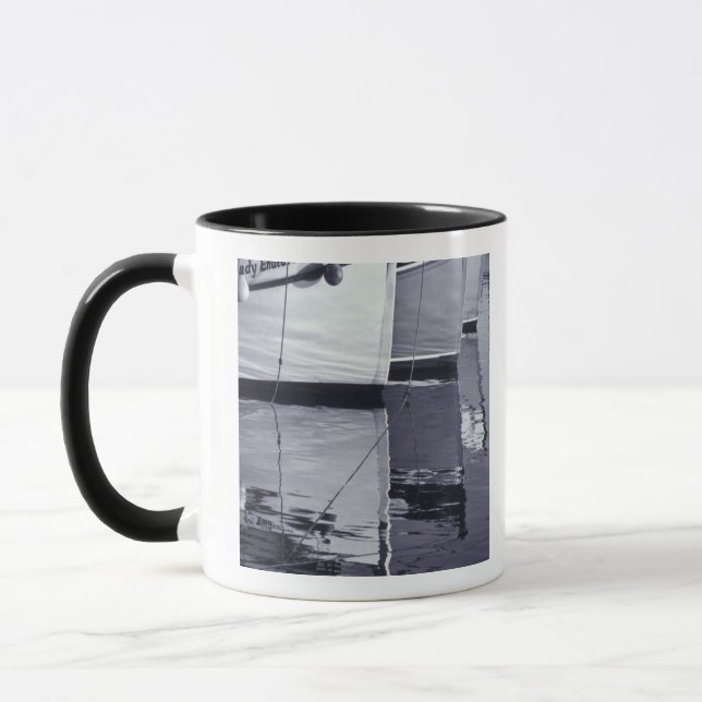 Taza NA, Canadá, Nueva Escocia, Digby. Barcos pesqueros (Izquierda)