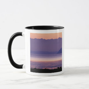 Taza NA, EE. UU., Washington, Conway. Montañas Olímpica