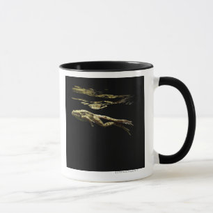 Taza natación de la rana en la oscuridad apenas debajo