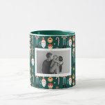 Taza Navidades de Noel coloreados de regalo de fotograf<br><div class="desc">Navidades de noel de color navideño envolviendo hojas de papel</div>