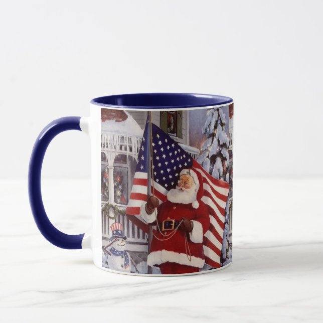 Taza Navidades patrióticos Santa portando bandera estad (Izquierda)