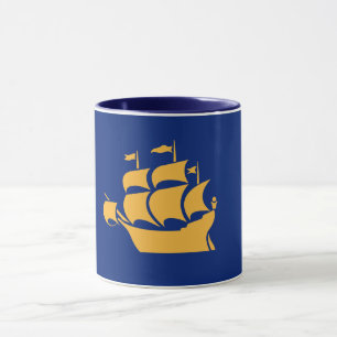 Taza negra combinada con la bandera de la Ciudad d