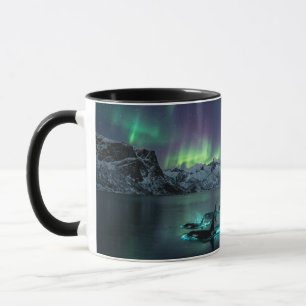 Taza negra con envolvente Aurora Orcas Noche Ártic