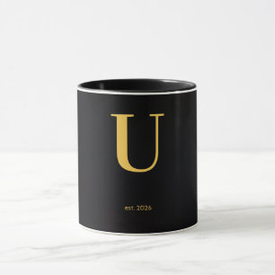 Taza negra con letra dorada U Taza de monograma
