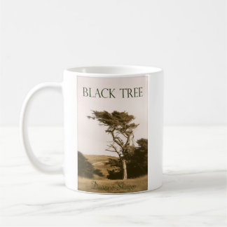 Taza negra de la obra clásica del árbol