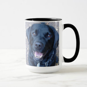 Taza negra de Labrador