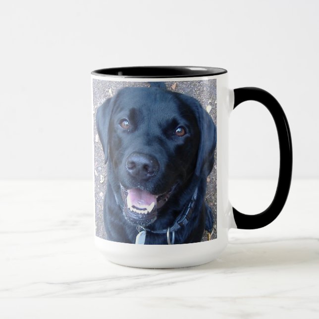 Taza negra de Labrador (Derecha)