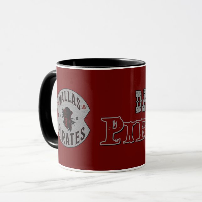 Taza negra de los Dallas Pirates (Anverso izquierdo)