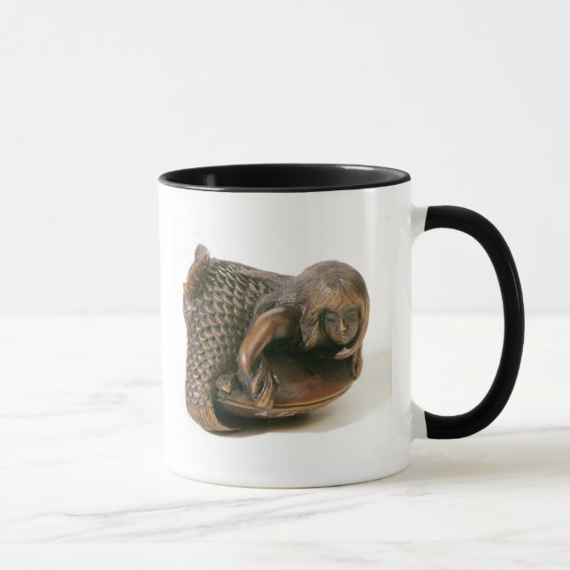 Taza Netsuke talló en la forma de una sirena (Derecha)