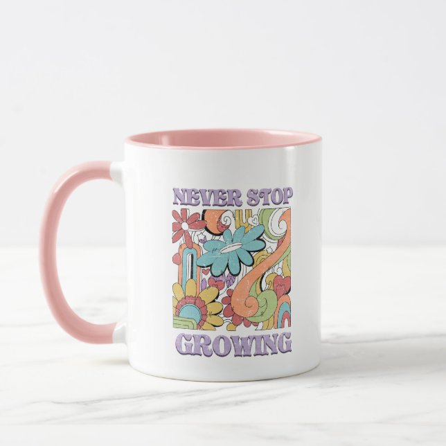 Taza Never Stop Growing Retro  (Izquierda)