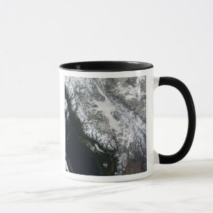 Taza Niebla y nieve en Columbia Británica