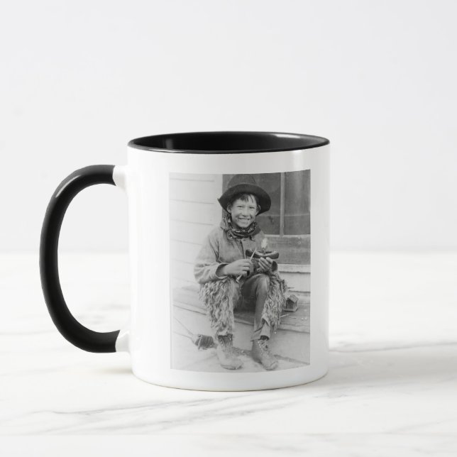 Taza Niño vestido de vaquero con juguetes (Izquierda)